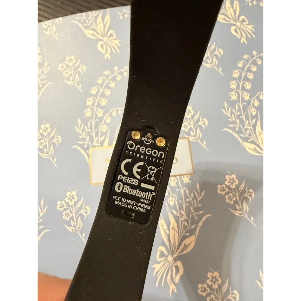 Oregon Scientific Moda PE128 Smart Activity Tracker Bluetooth Black WR-10m